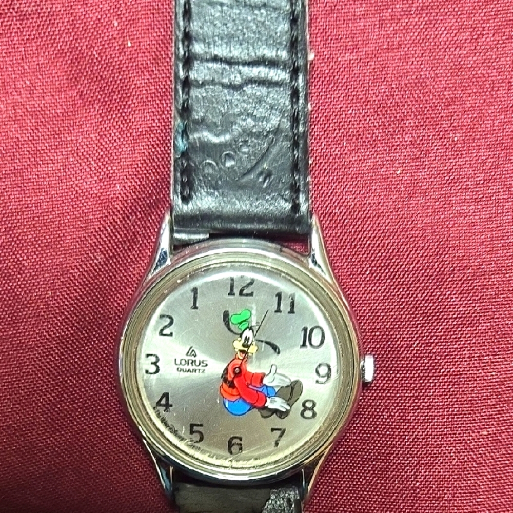Lorus Quartz RARE VINTAGE Goofy Watch with Black Leather Strap